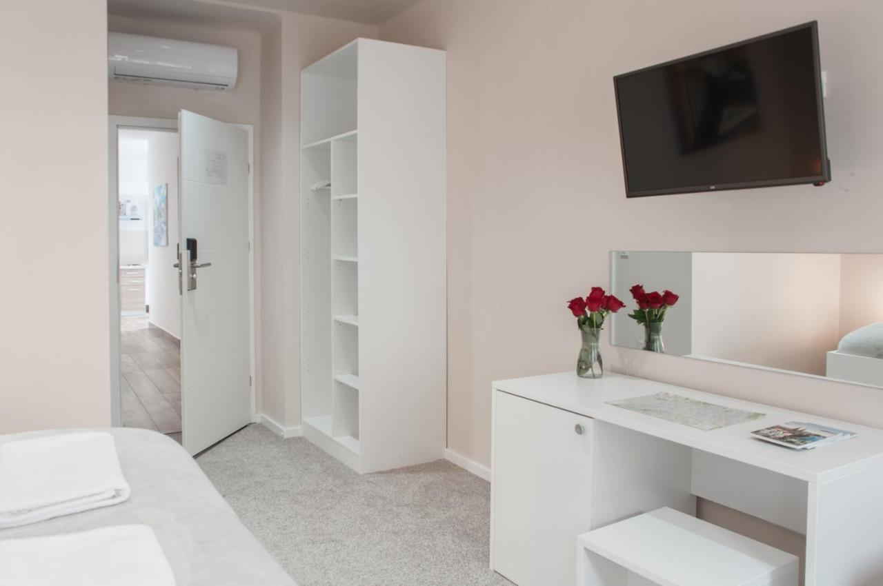 B&B Fontana Zagreb Luaran gambar